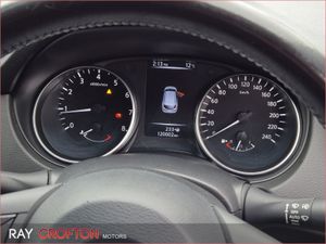Nissan QASHQAI 1.2 PET SV - Image 4