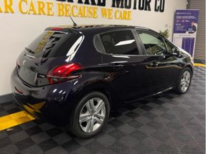 Peugeot 208 1.2 Petrol Automatic Only 31, 000Km - Image 4