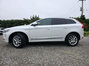 Volvo XC60 2017 - Image 2