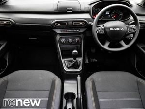 Dacia Sandero Stepway TCe 90 Stepway Essential - Image 2