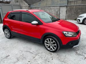 Volkswagen Polo 2014 Cross - Image 2