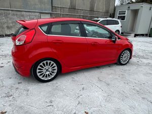 Ford Fiesta 2014 Mint Condition - Image 4
