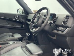 MINI COUNTRYMAN ONE Shadow Sh39 4 DR Auto - Image 4