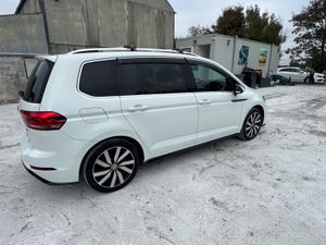 Volkswagen Touran 2016 R-LINE - Image 4
