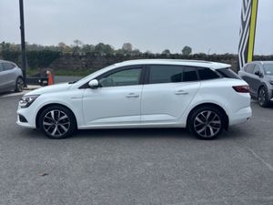 Renault Megane 1.5 Blue dCi 115 Iconic Touring - Image 4