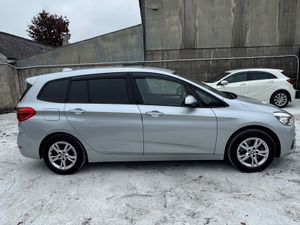 BMW 2-Series 2016 7 Seater - Image 3