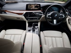 BMW 5 Series 520d M Sport - Image 4