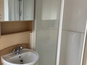 THIS IS AN ABSOLUTE BEAUTY - Image 2