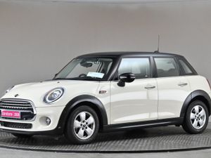MINI Cooper 1.5 Cooper Auto 5DR  bi-tone Roof rev - Image 4