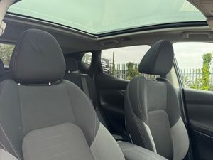 Nissan Qashqai 2017 top spec - Image 3