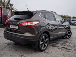 2017 Qashqai 1.5d PREMIUM/High spec/1yr warranty - Image 2