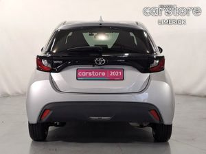 Toyota Yaris 1.0 Pet Auto - Image 4