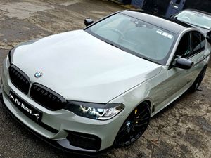 🔥2017 BMW 530e MAX SPEC Massage seats Harman etc - Image 2