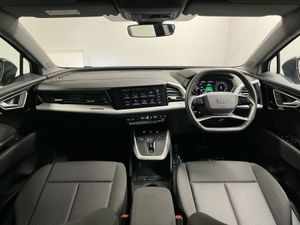 Audi Q4 E-tron Advance 55 Quattro - Parking Senso - Image 4
