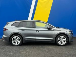 Skoda Enyaq IV 60 // DIGITAL CLUSTER // HALF LEATH - Image 2