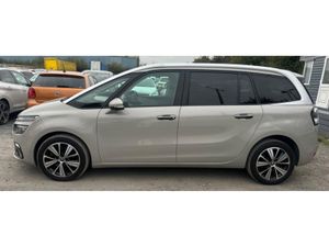 Citroen Grand C4 Picasso Grand Bluehdi 2.0L Diesel - Image 4