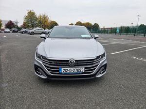 Volkswagen Arteon 1.4 TSI, R-LINE , PLUG IN HYBRID - Image 3