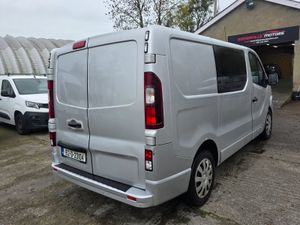 OPEL VIVARO "84,000KMS" 2015 - Image 4
