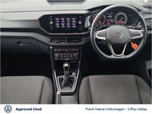 Volkswagen T-Cross Life Auto 1.0 TSI 110HP  parki - Image 2