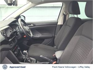 Volkswagen T-Cross Life Auto 1.0 TSI 110HP  parki - Image 4