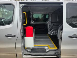 OPEL VIVARO "84,000KMS" 1.6 DIESEL 2015 - Image 4