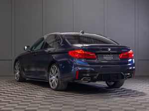 2019 BMW 5-Series 530e M-Sport - Image 4