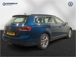 Volkswagen Passat Estate SE Nav - Image 4