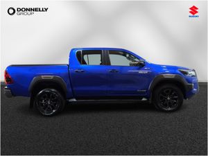 Toyota Hilux Diesel Invincible X - Image 3