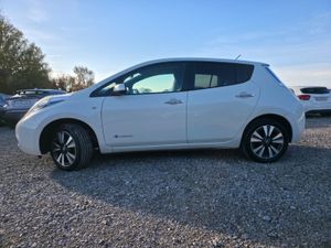 Nissan Leaf 2015 - Image 2