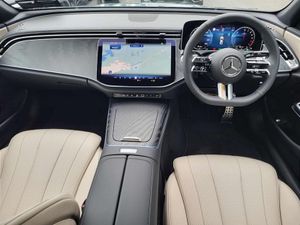 Mercedes-Benz E-Class E300de AMG Edition Plus Aut - Image 4