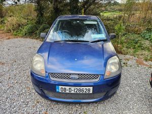 Ford Fiesta 1.25 Style Climate 73BHP 5DR - Image 4