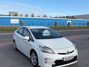 2014 Toyota Prius 1.8 Hybrid HIGH SPEC - Image 3