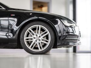 Audi A7 TDI 3.0 218 QUATTRO S 4DR S-TRONIC LINE - Image 2