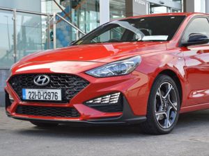 Hyundai i30 Petrol Deluxe Nline - Image 3