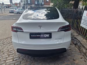 2023 (231) Tesla Model Y AWD Long Range - Image 4