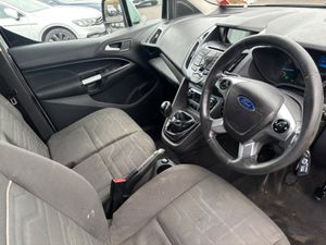 Ford Transit Connect 2015 Limited New DOD - Image 4
