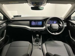 Skoda Octavia Selection 2.0tdi 115BHP - Reversing - Image 4