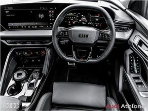 Audi Q5 2.0tdi 201BHP Quattro S-line S-tronic - A - Image 2