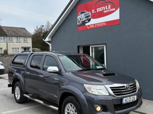 2014 Toyota Hilux Invincible - Image 4