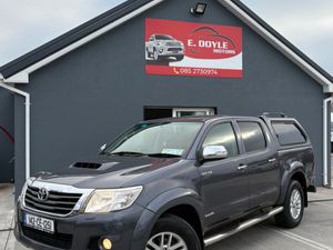 2014 Toyota Hilux Invincible - Image 2