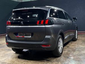 Peugeot 5008 FL Active1.5 Blue HDI 130 Auto - Image 4