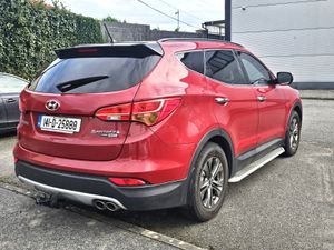 2014 Hyundai Santa Fe 2.2 TD 4WD 7-Seat Special Ed - Image 2
