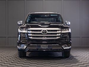 242 Toyota Landcruiser Amazon ZX 2 Seat Commercial - Image 2