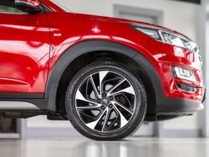 Hyundai Tucson EXECUTIVE PLUS MILD HYB HYBRID 5DR - Image 4