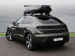 Porsche Macan 4 Electric (new) - Image 3