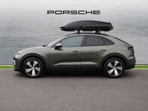 Porsche Macan 4 Electric (new) - Image 4