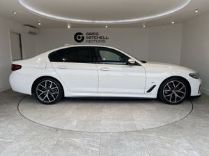 BMW 5-Series 2022 - Image 4