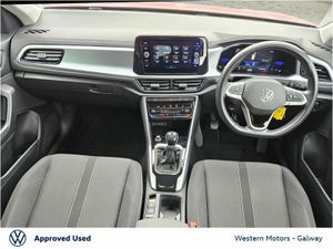 Volkswagen T-Roc Life,Rear Camera,App Connect,Digi - Image 2