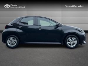 Toyota Yaris 1.0 LUNA 4DR - Image 3