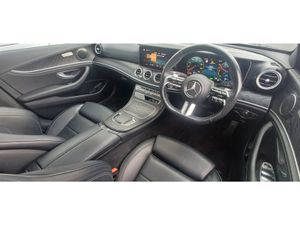 Mercedes-Benz E-Class 300de AMG NIGHT PACK PAN SUN - Image 4